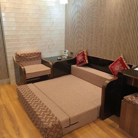 Ostro Inn Studio Apartment Kalkuta Zewnętrze zdjęcie